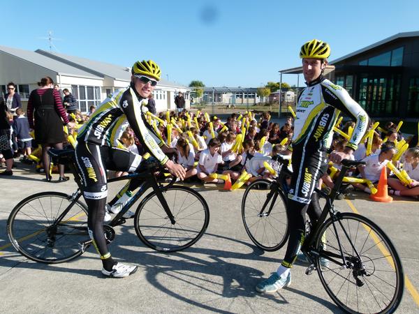 Rolleston School was still excited well after two riders from the SUBWAY&#174; Pro Cycling visited on Thursday. 